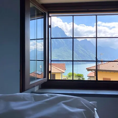Happy Guest - View And Pool * Riva di Solto